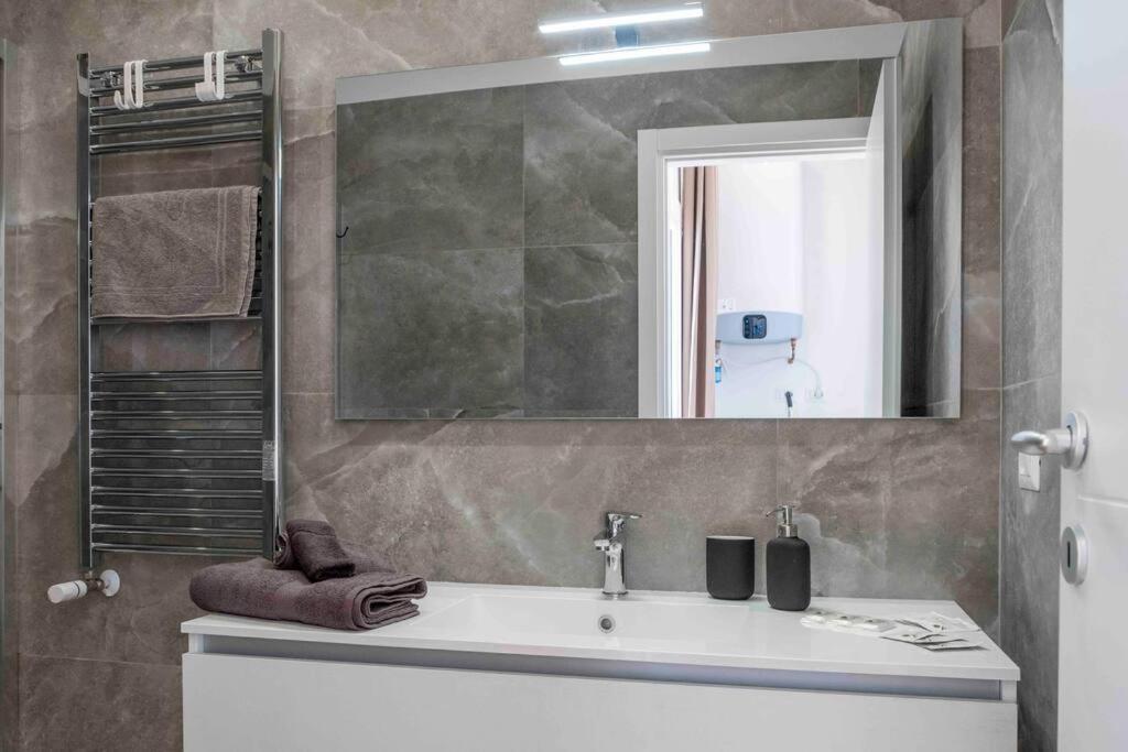 Duomo 10 Min- Attico Con Doppio Terrazzo Appartement *